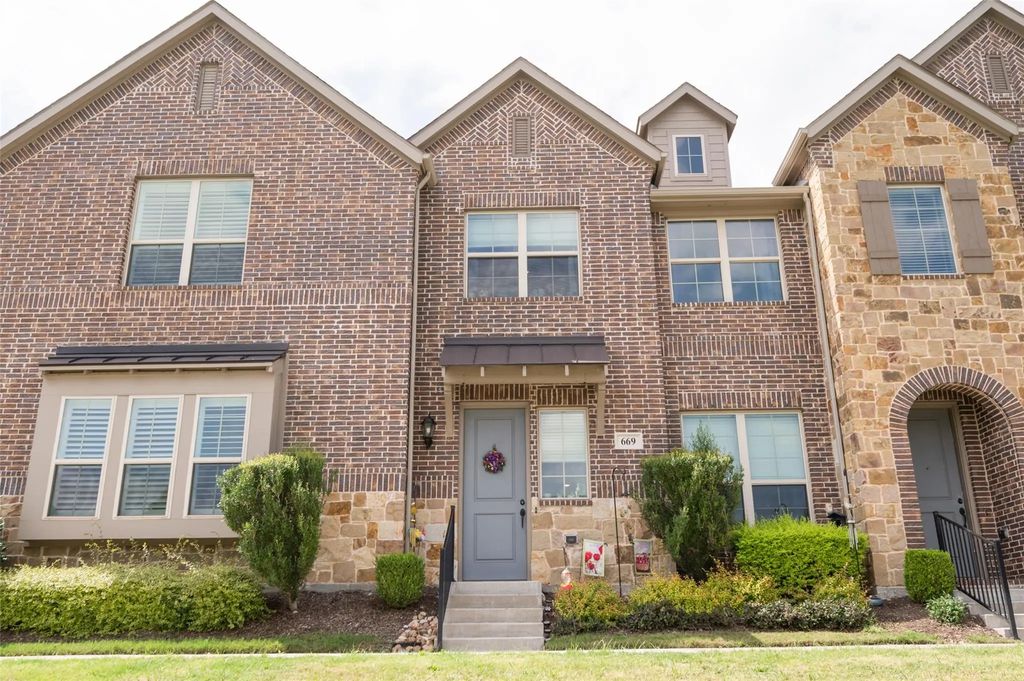 669 Trail Side Drive, Lewisville