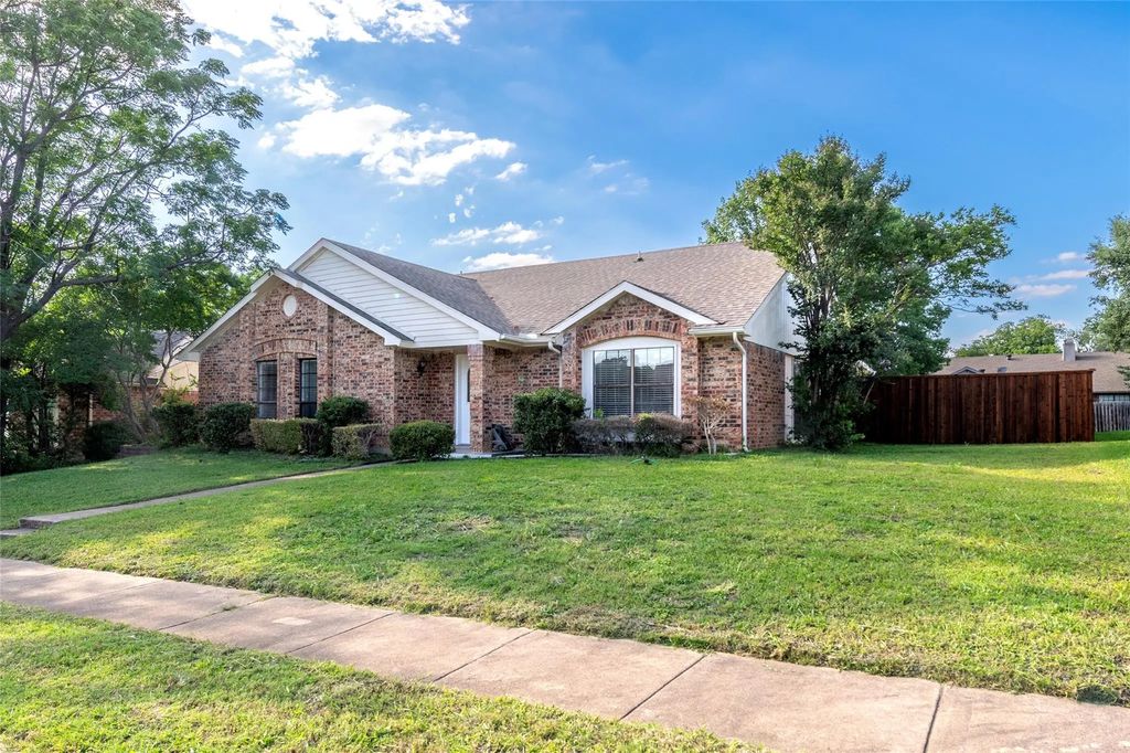 543 Guadalupe Drive, Allen