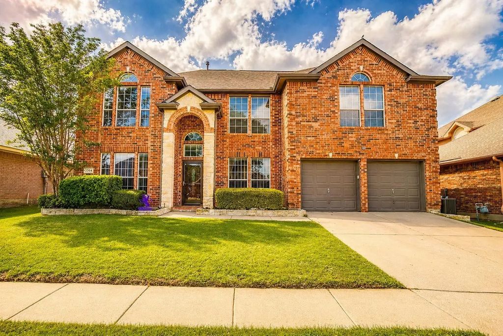 5364 Lake Chelen Drive, Fort Worth