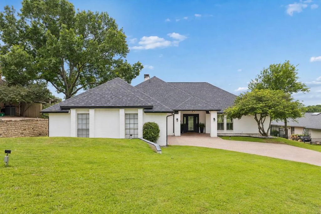 301 Hill Lane, Trophy Club