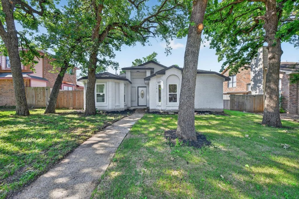11814 Sunrise Drive, Balch Springs