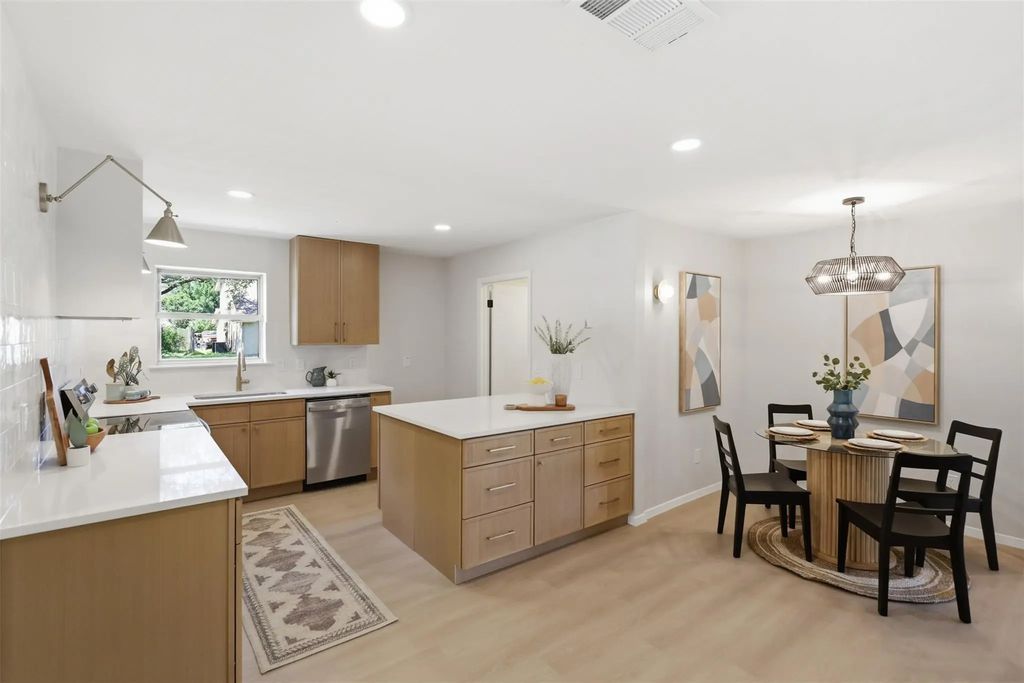 8 Green View Circle, Richardson