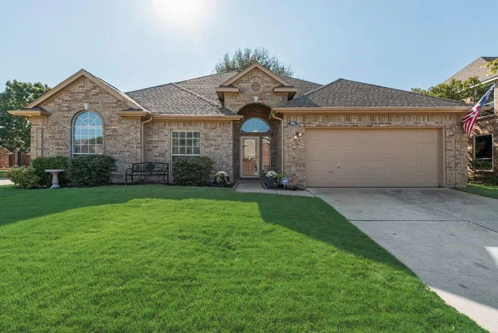 701 Crested Butte Trail, Flower Mound