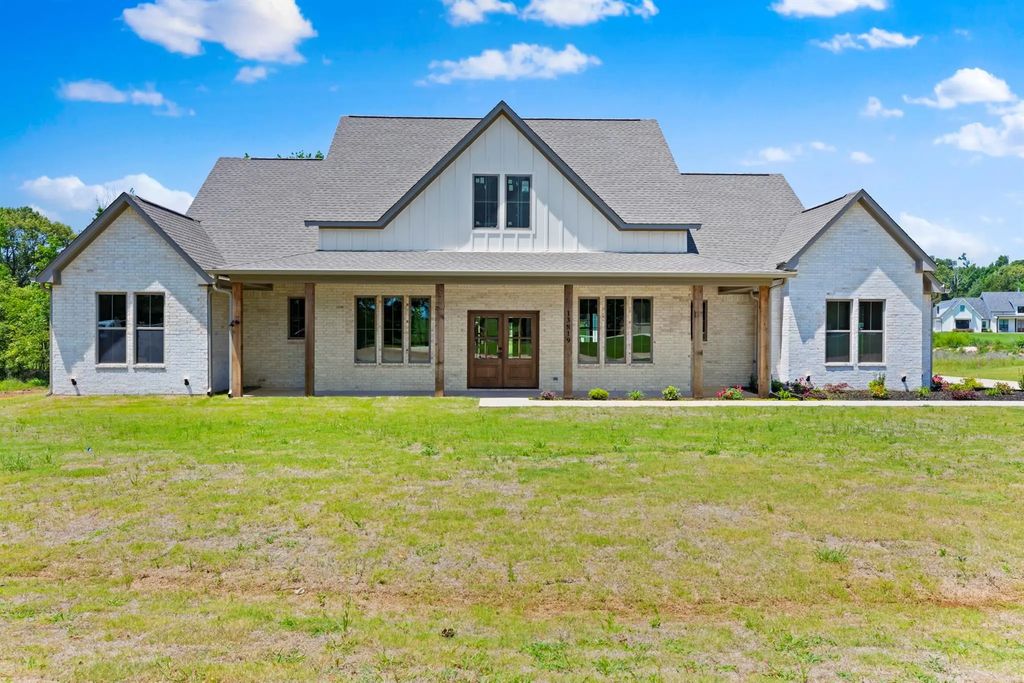 13819 Luka Lane, Tyler