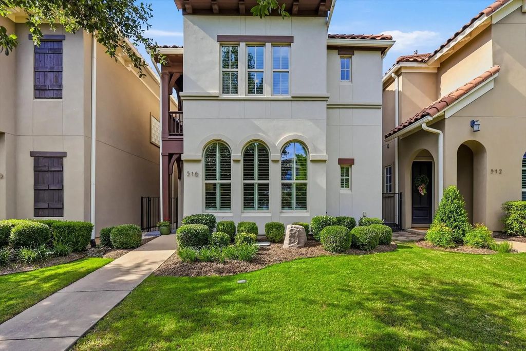 516 Sandy Lane, Flower Mound