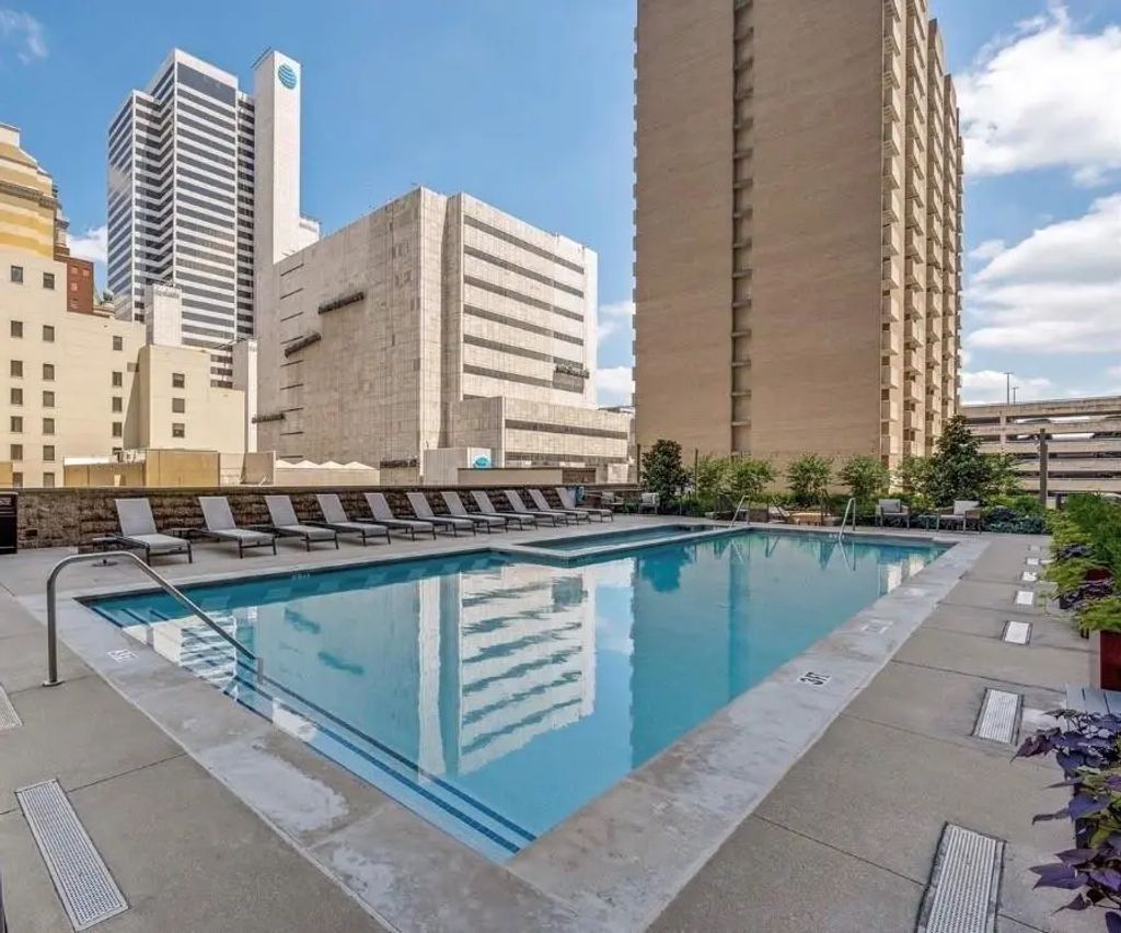 1200 Main Street 1404, Dallas