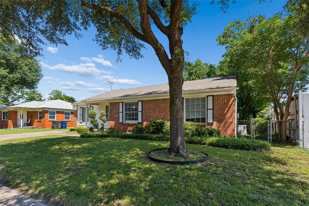 2225 Brooks Street, Garland