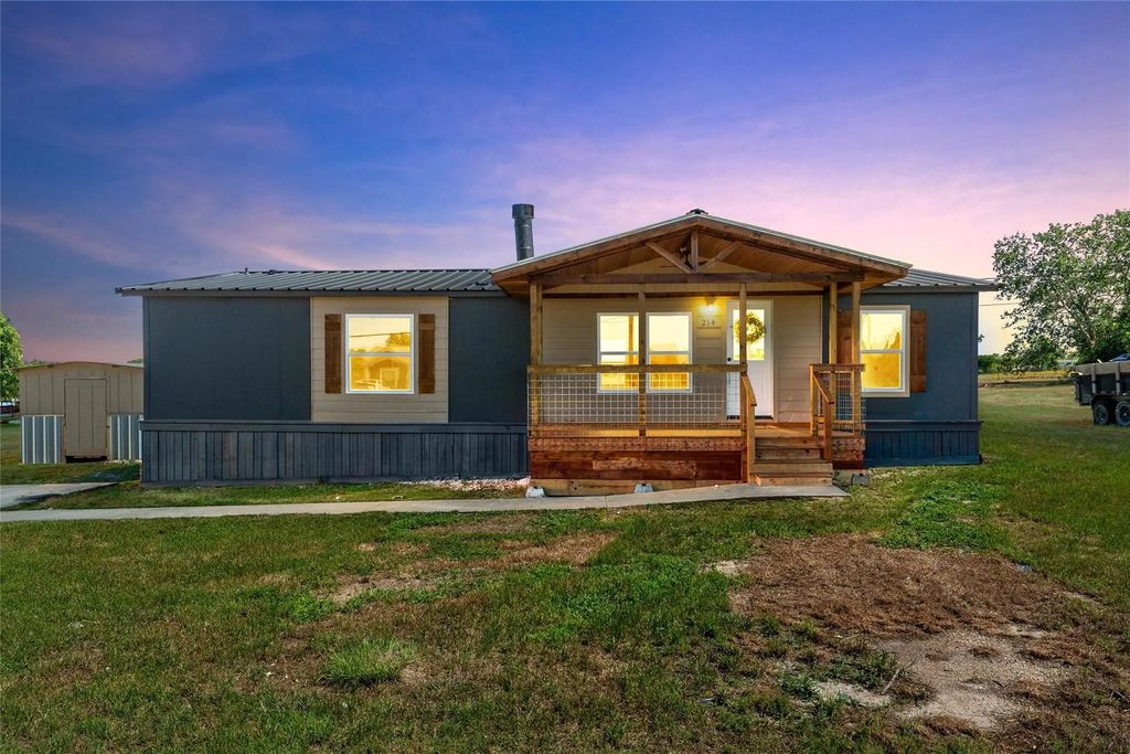 214 Bluebonnet Ridge, Eddy