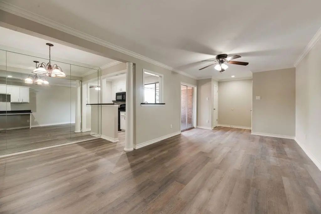 2802 Escada Drive 207, Farmers Branch