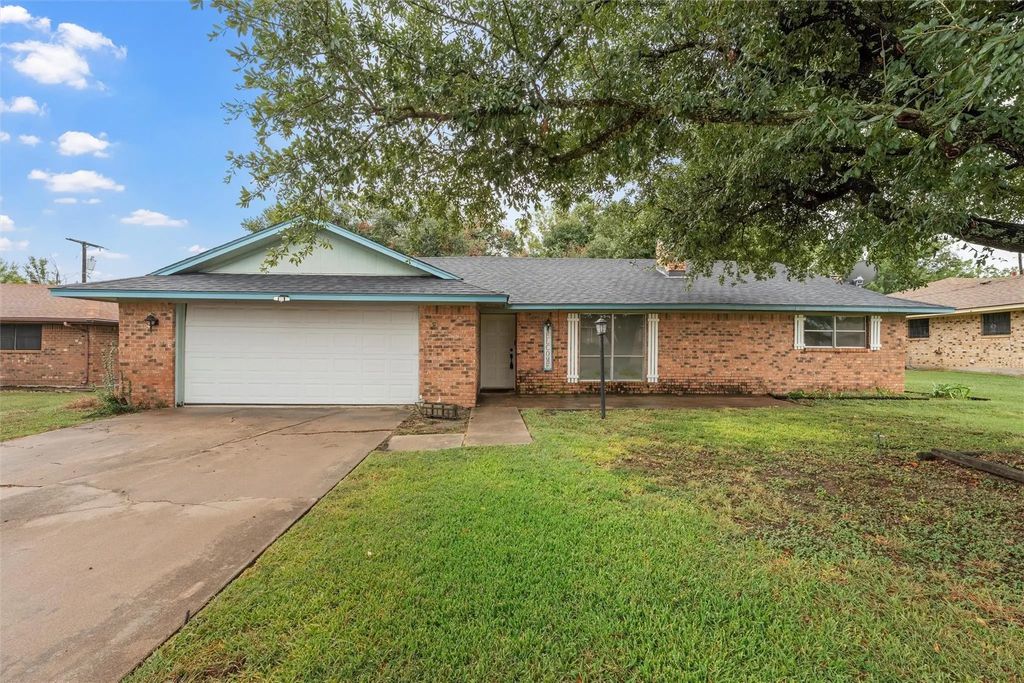 238 Royal Drive, Marlin