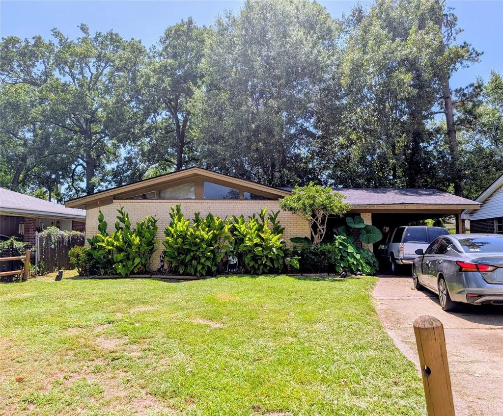810 Pine Tree Drive, Shreveport