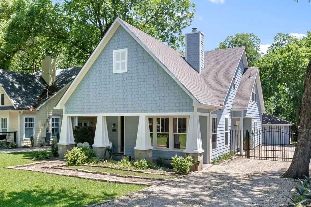 9010 Eustis Avenue, Dallas