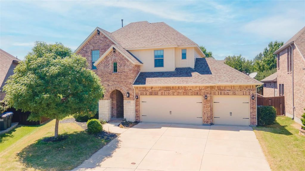 2712 Cross Oak Place, McKinney