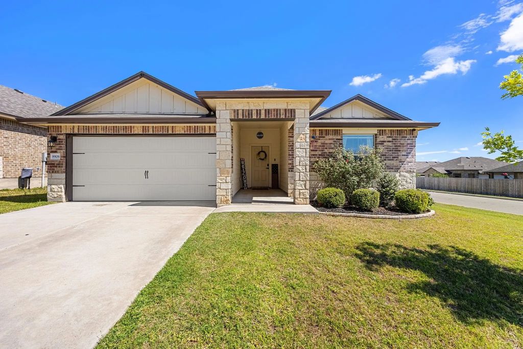 8906 Sky Crest Drive, Temple