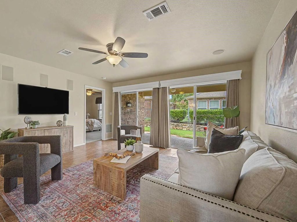 7975 Estancia Drive, Frisco