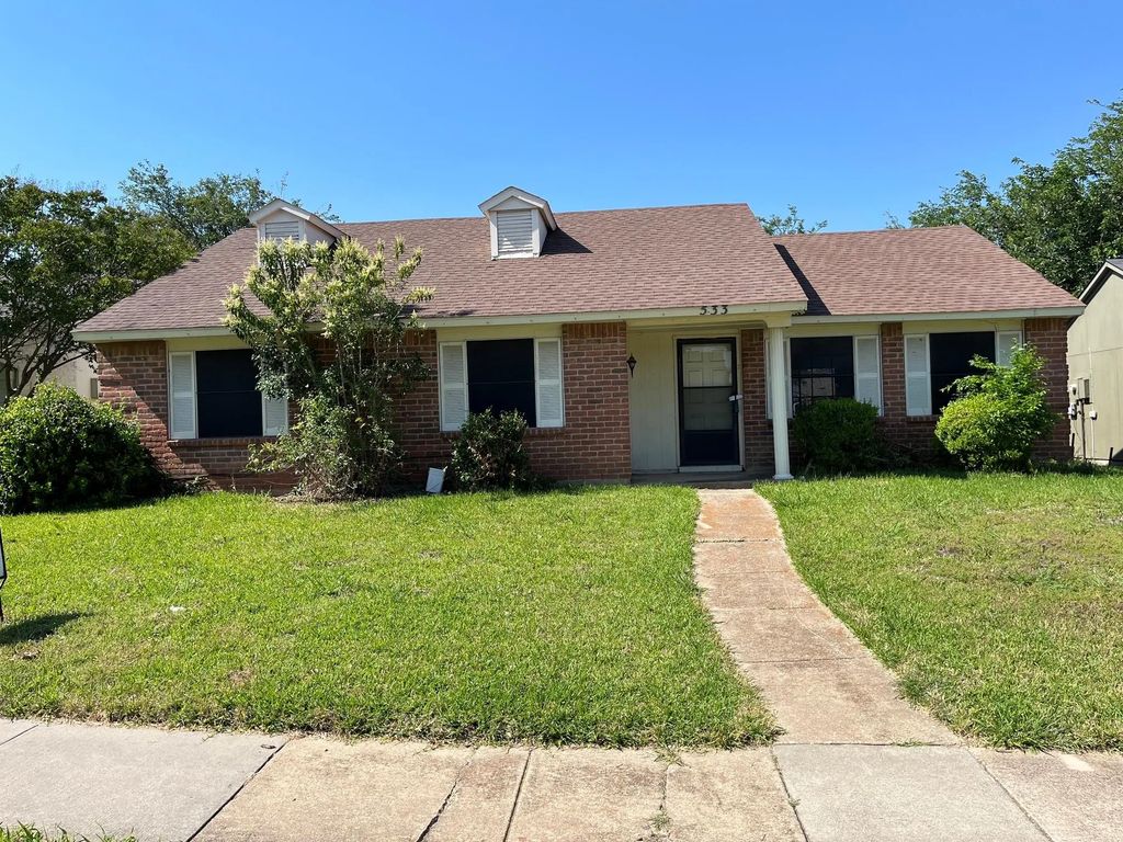 533 Willow Oak Street, Allen