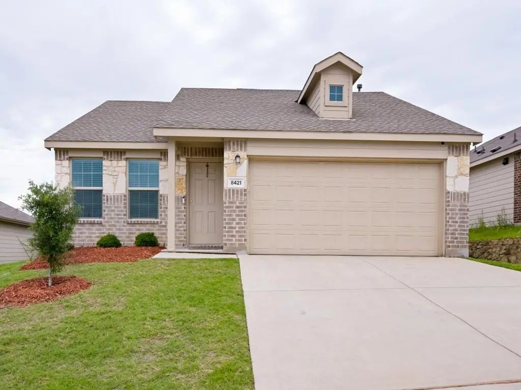 8421 Fawn Creek Drive, Fort Worth