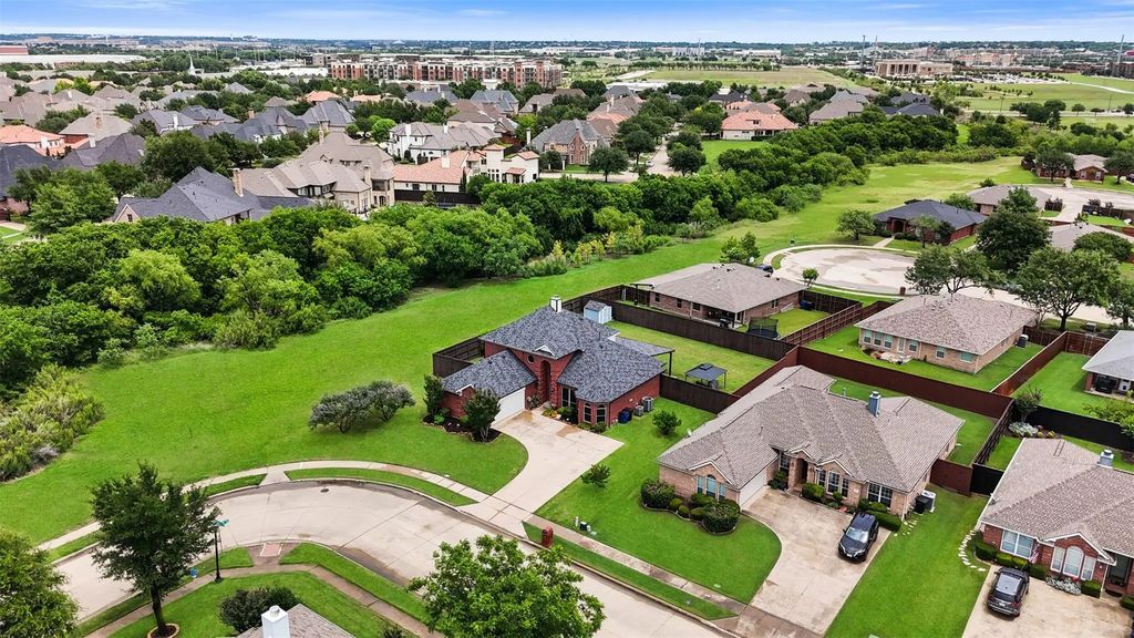 9980 Queens Quarter Drive, Frisco