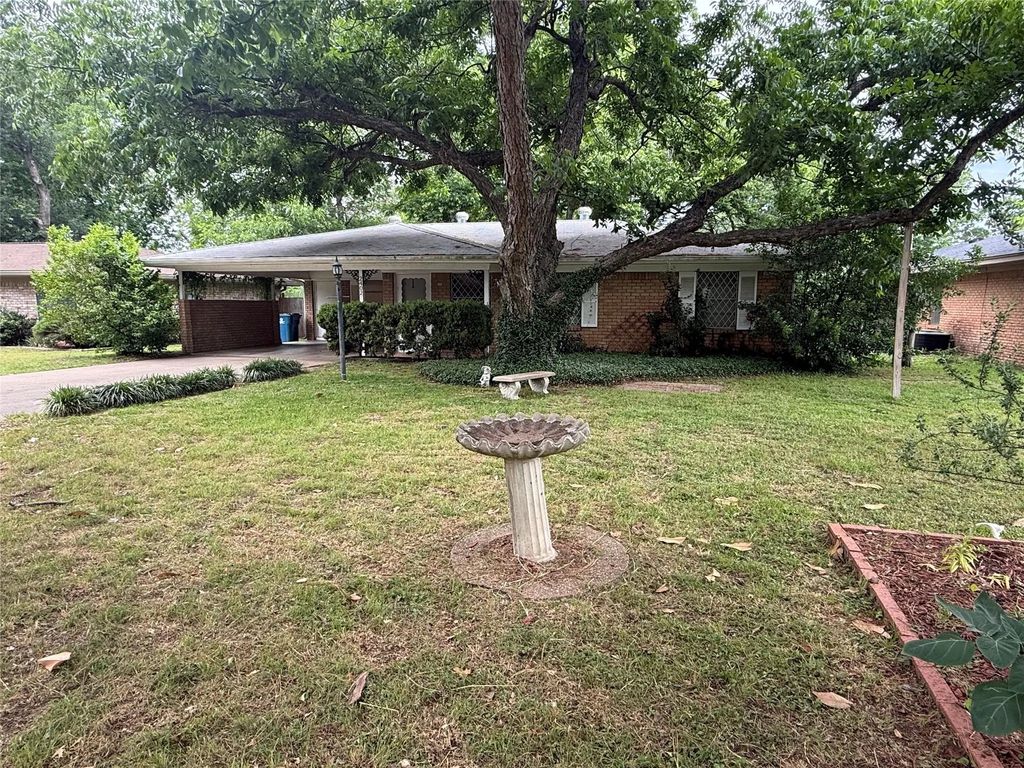 2402 W 5th Avenue, Corsicana