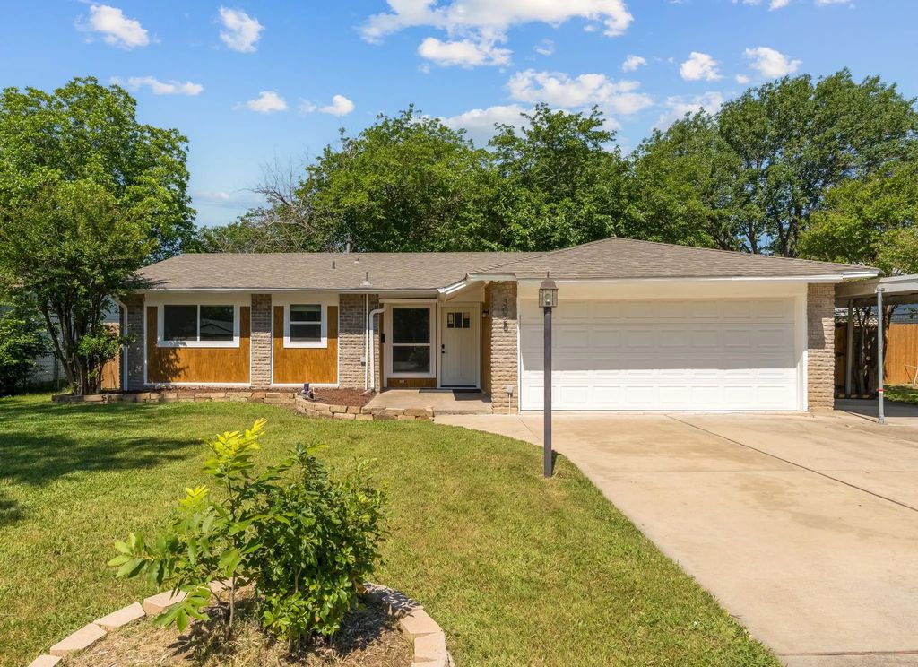 3025 Harvard Street N, Irving