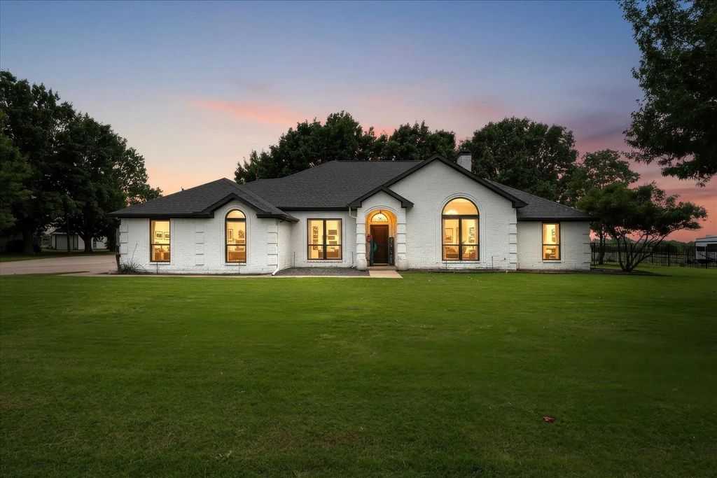 3 Crestview Circle, Rockwall