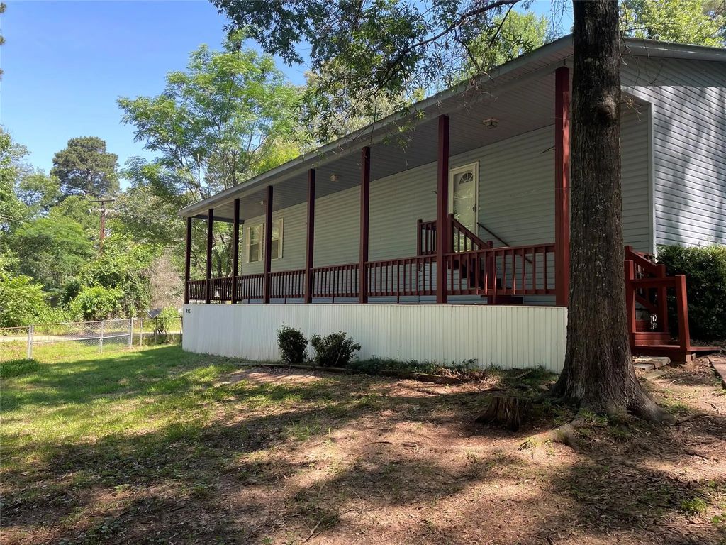 8527 East Cove Drive, Mooringsport