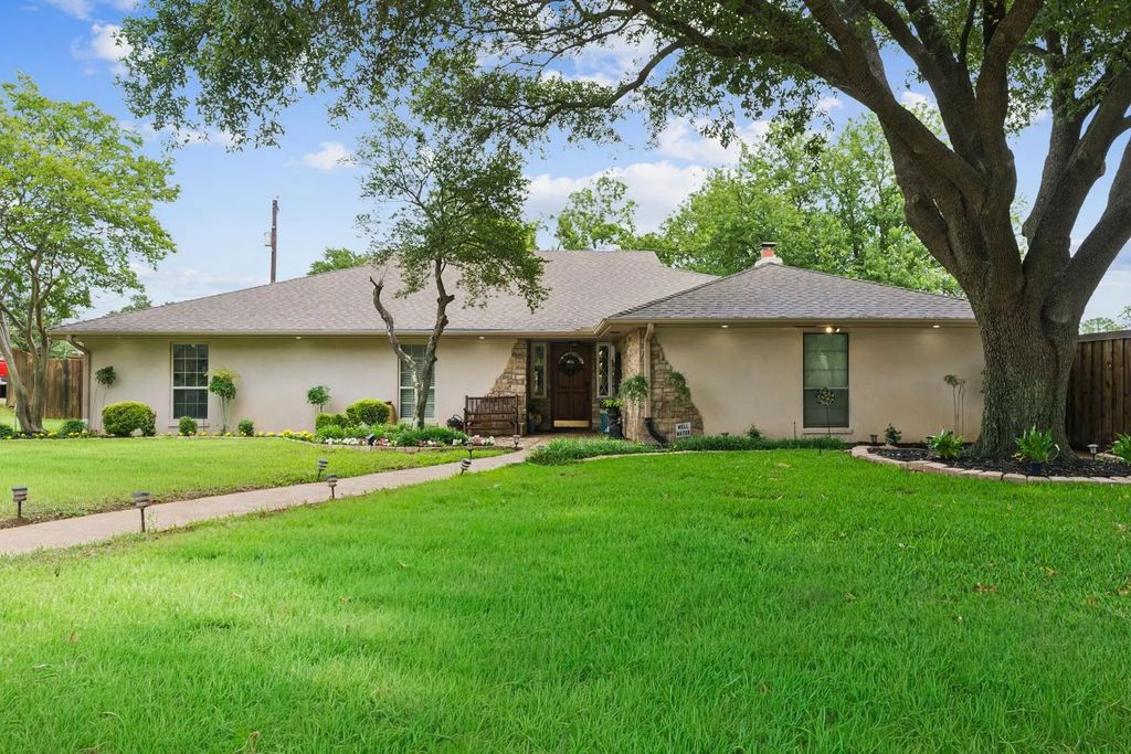 582 Perro Place, Highland Village