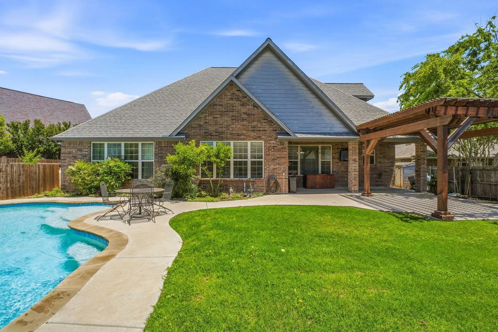 1740 Bull Elk Drive, Stephenville
