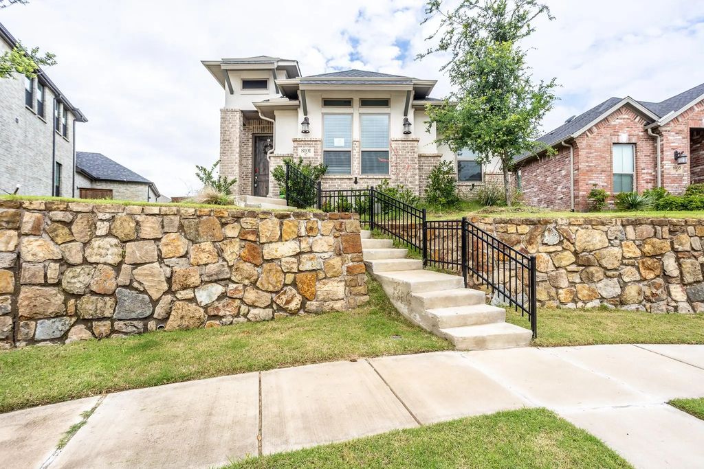 8101 Meadow Valley Drive, McKinney