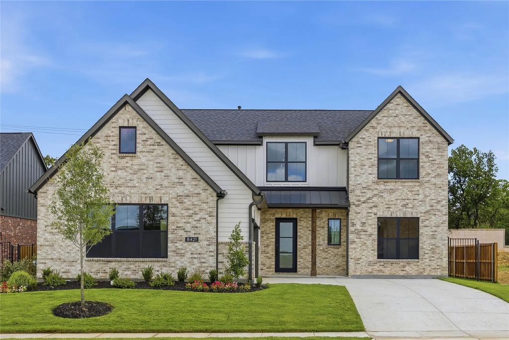 8421 Witt Street, North Richland Hills