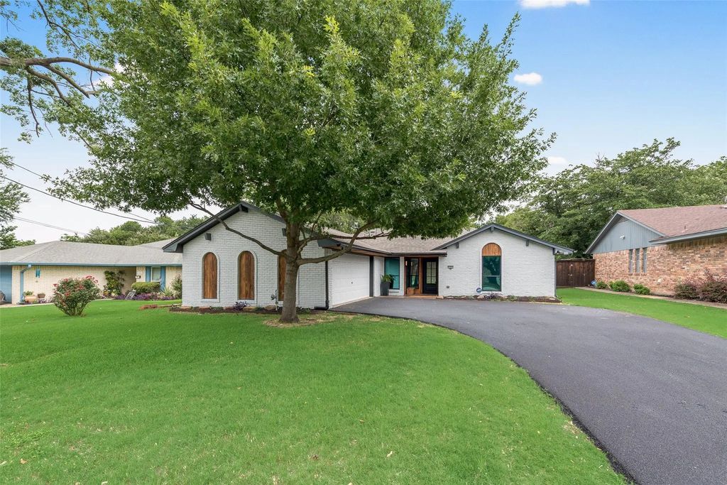 11231 Mccree Road, Dallas