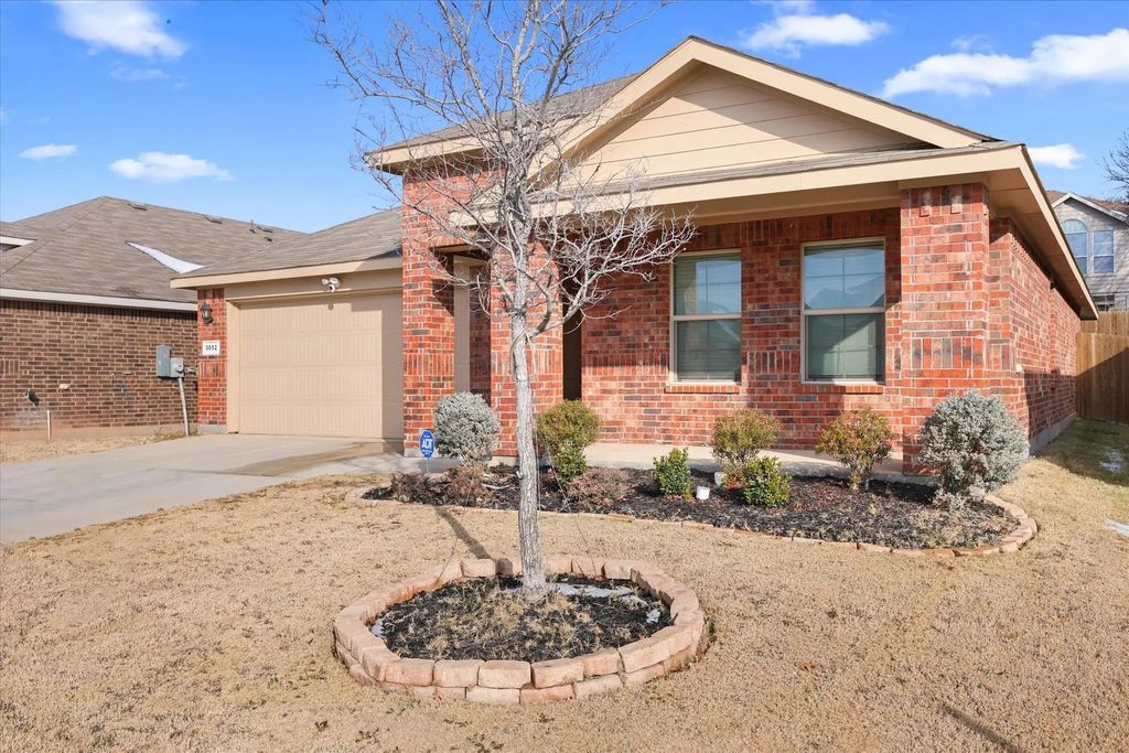 3052 Manu Street, Fort Worth