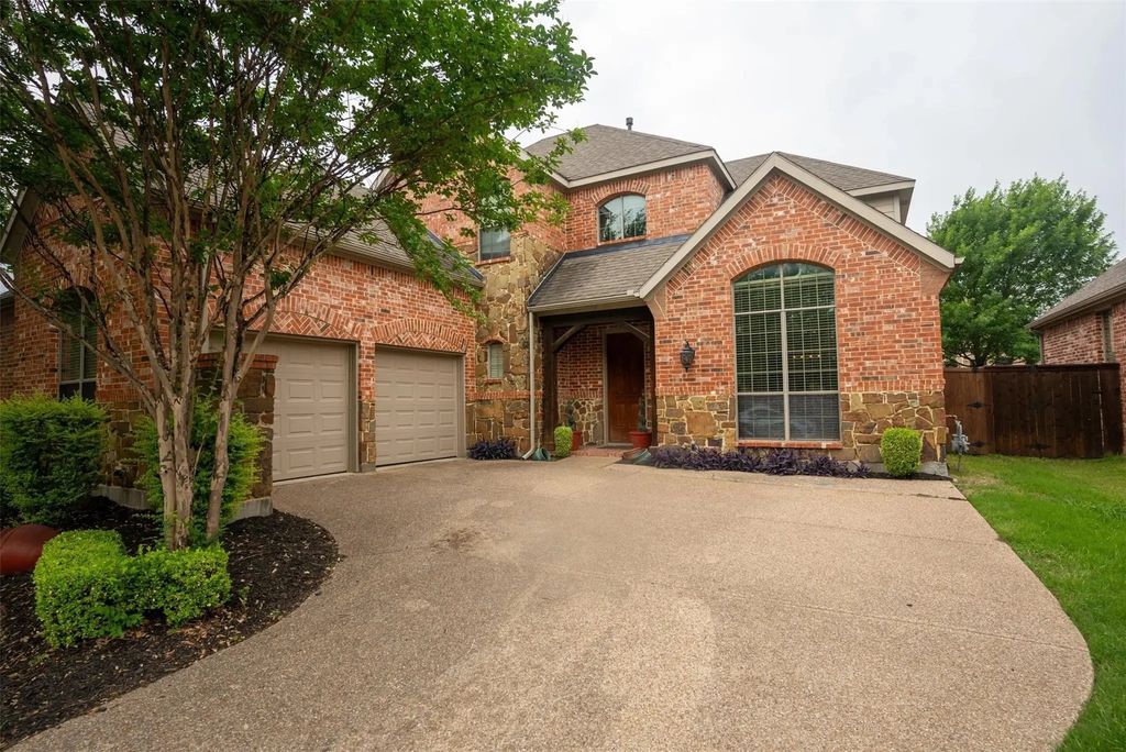 6947 Navigation Drive, Grand Prairie
