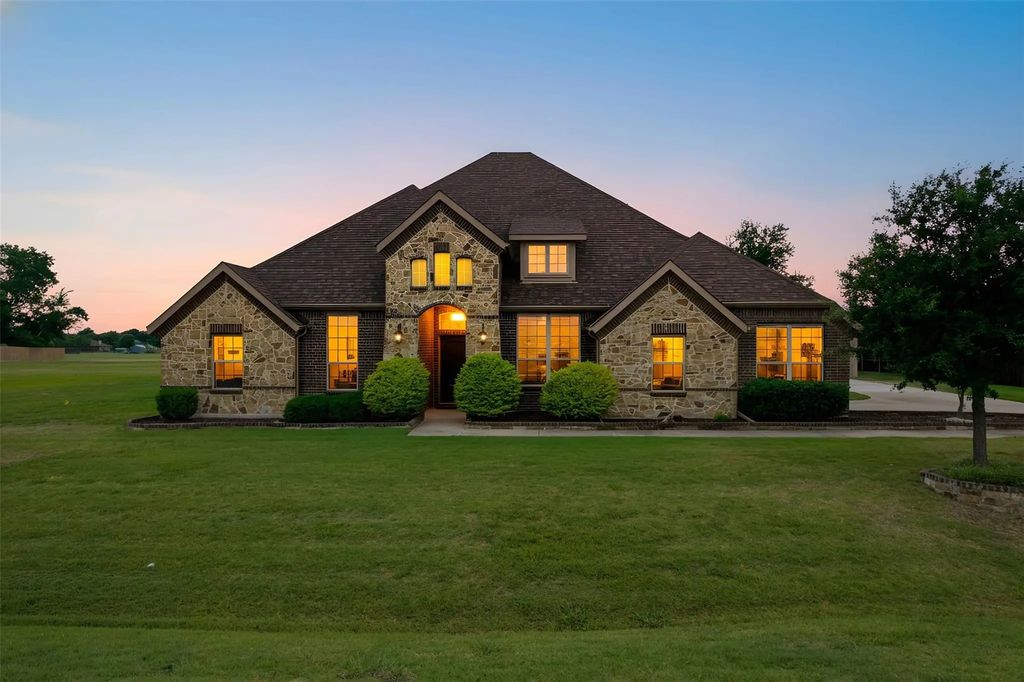 1111 Yukon Boulevard, Waxahachie