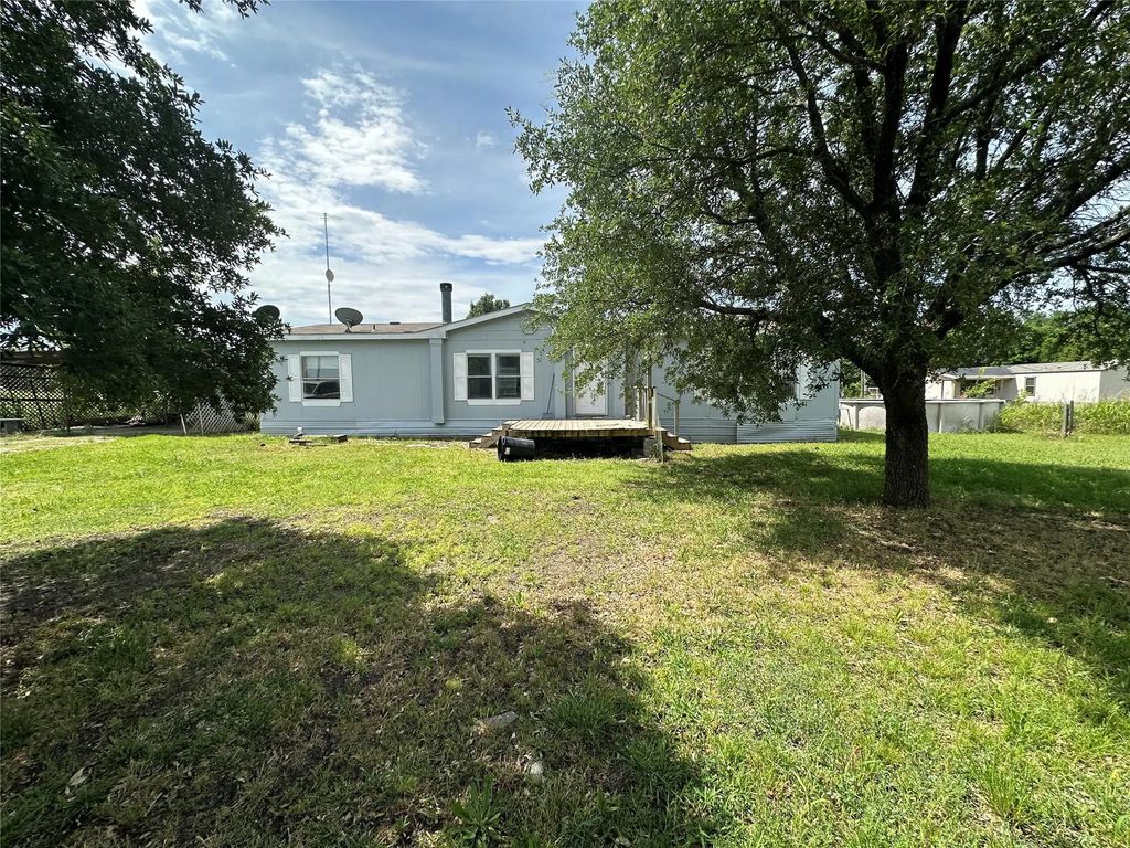 3360 Old Sherman Road, Whitesboro
