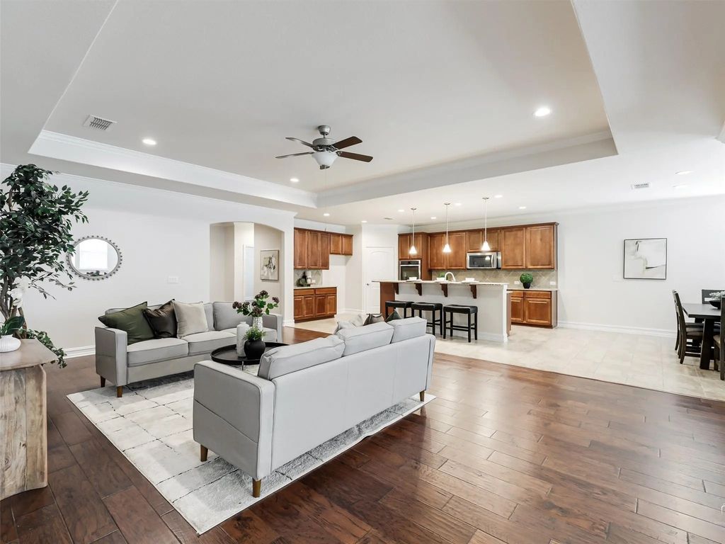 2464 Luna Vista Lane, Frisco