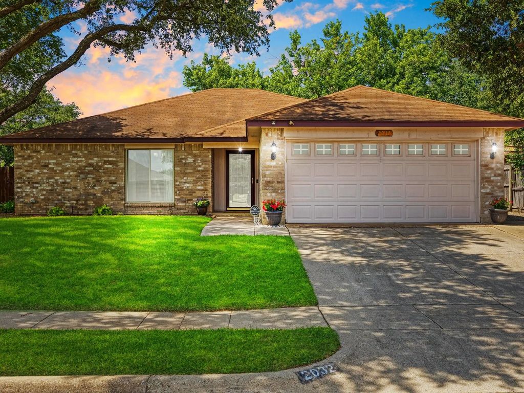 2032 Spicewood Road, Bedford