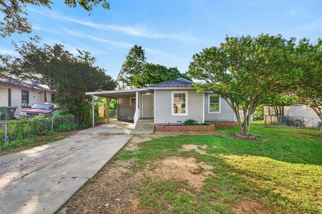 2006 Se 20th Street, Mineral Wells
