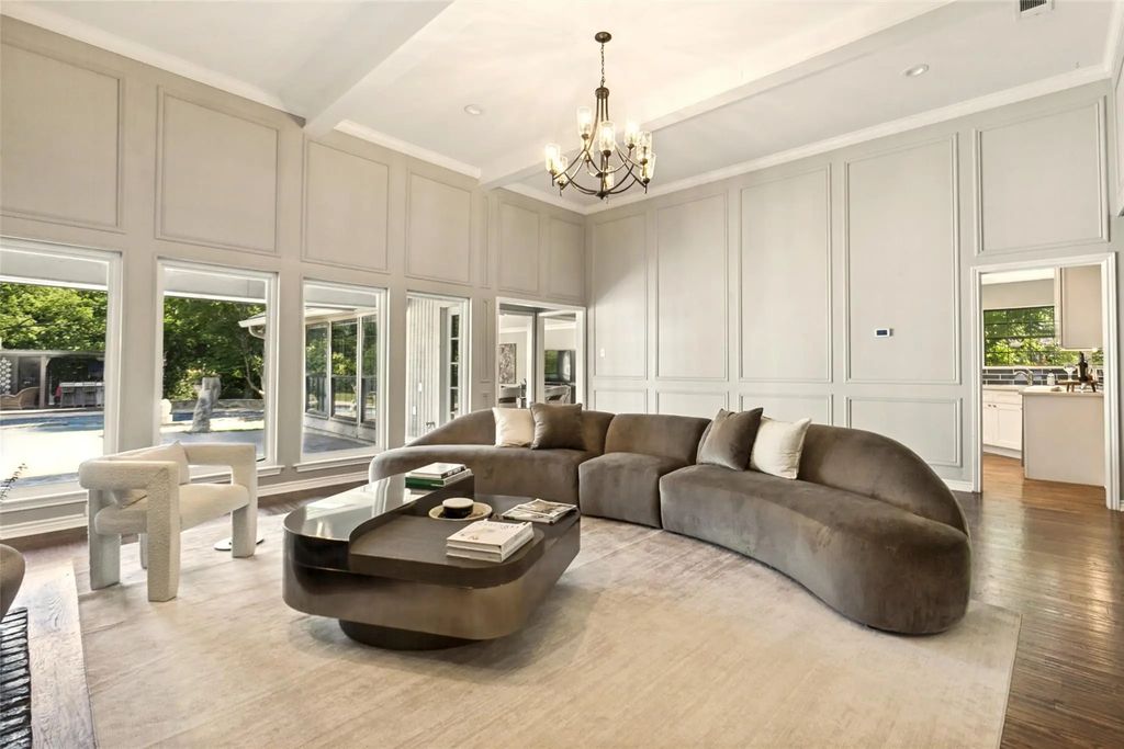 10030 Woodlake Drive, Dallas