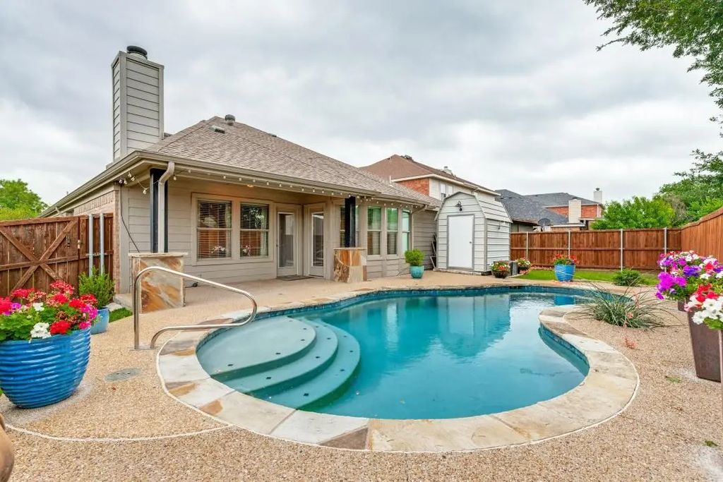 122 Arbordale Way, Princeton