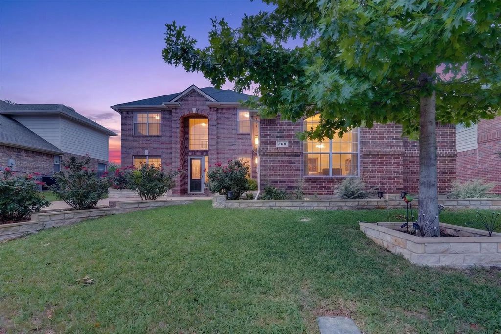 205 Lake Village Drive, McKinney