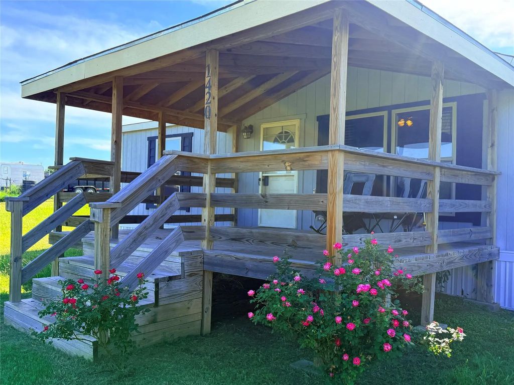 1420 County Road 4522, Decatur