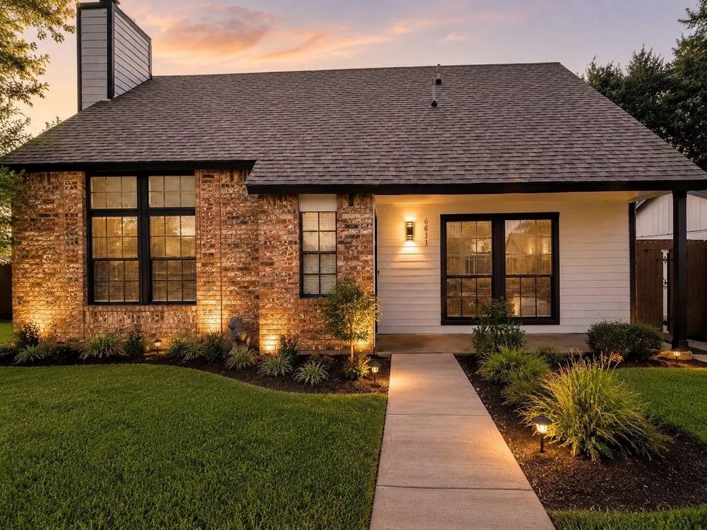 6833 Younger Drive, The Colony