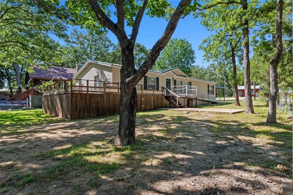 194 Indian Gap Drive, Mabank