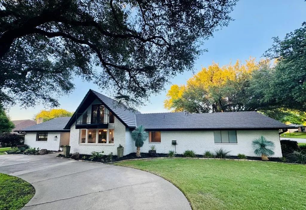 4213 Winding Way, Benbrook