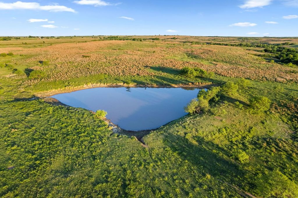 794.5 Ac Hwy 82, Montague