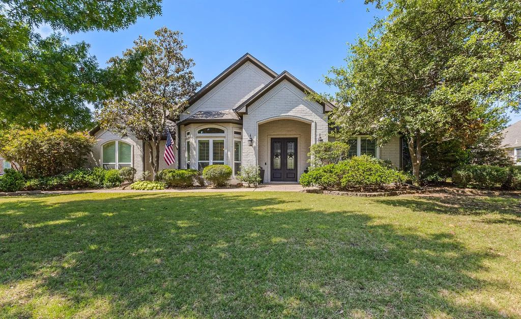 905 Santiago Trail, Wylie
