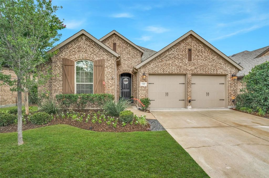 3300 Discovery Drive, Oak Point