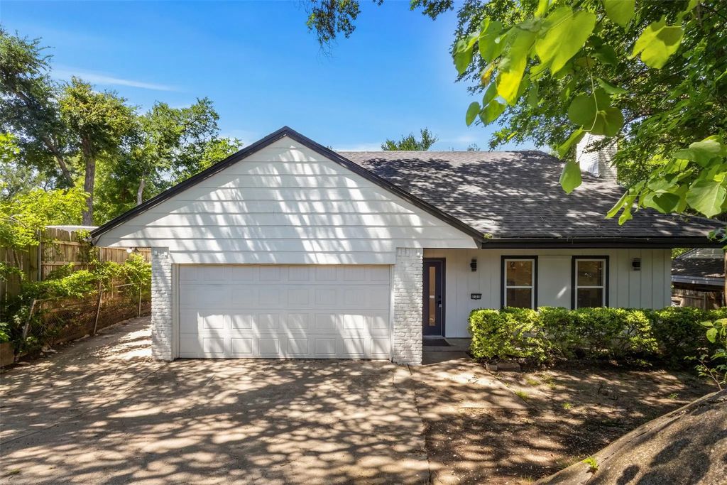 235 Softwood Drive, Duncanville