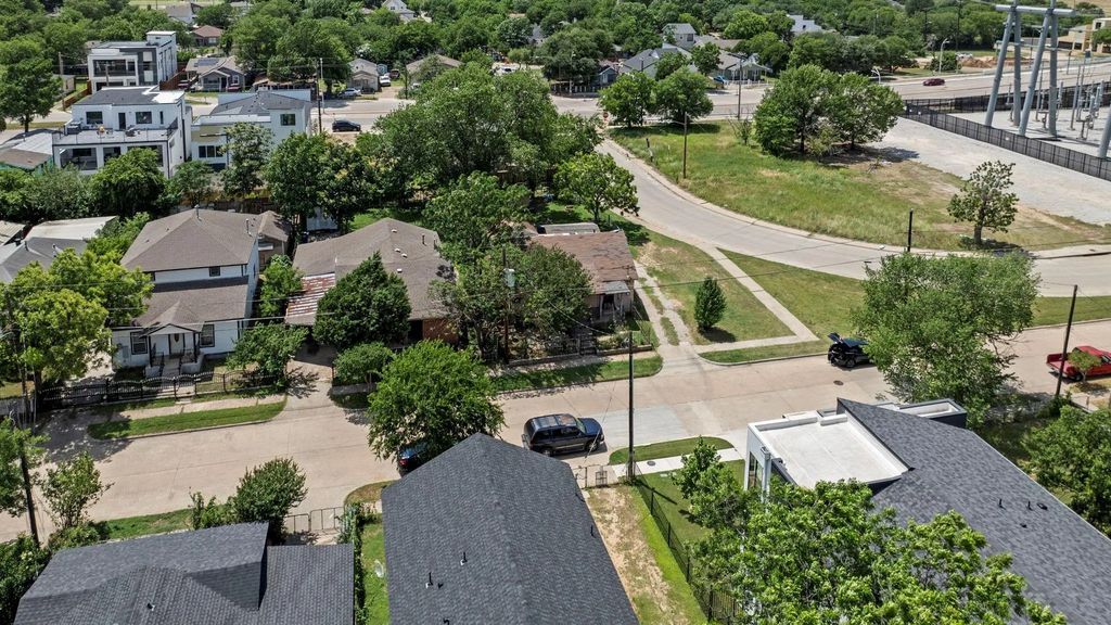 3347 Topeka Avenue, Dallas